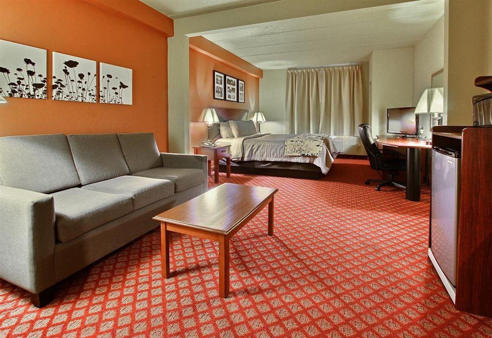 Comfort Inn & Suites Wildwood - The Villages Rum bild